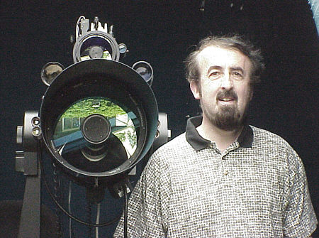 Stuart Kingsley in Dome (1999)