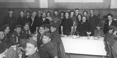 American GIs attending Sedar in Bournemouth during WWII